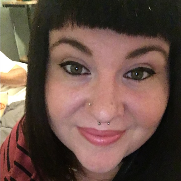 Meet your Posher, Brandice - Picture 1 of 1